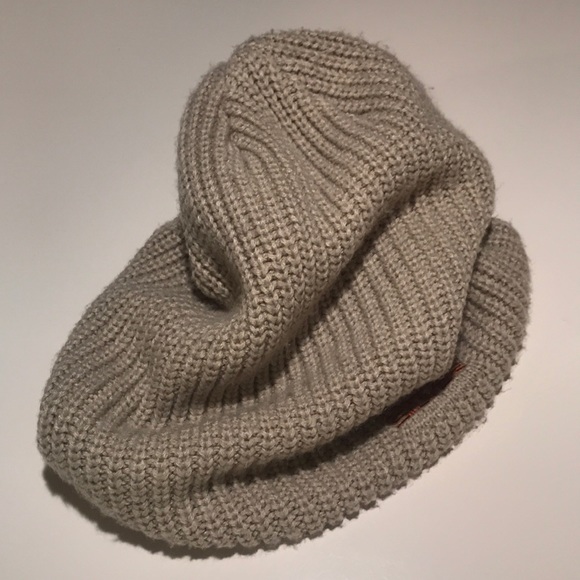 Quicksilver Tan Knit Beanie w/ Embroidered Logo - Picture 6 of 6